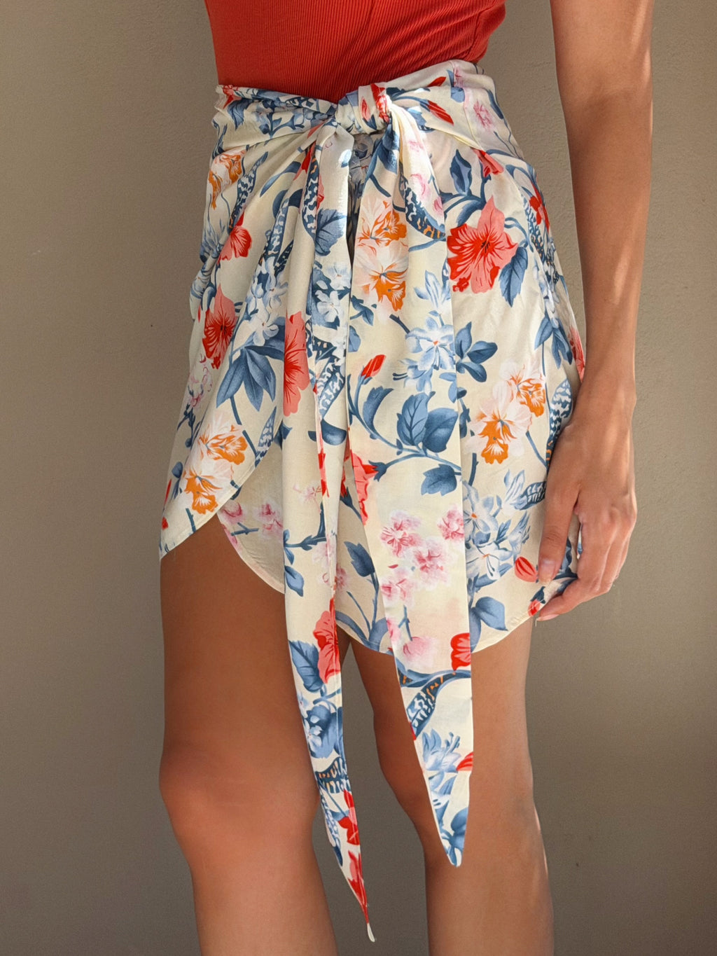 Knot Skirt Ivory Floral