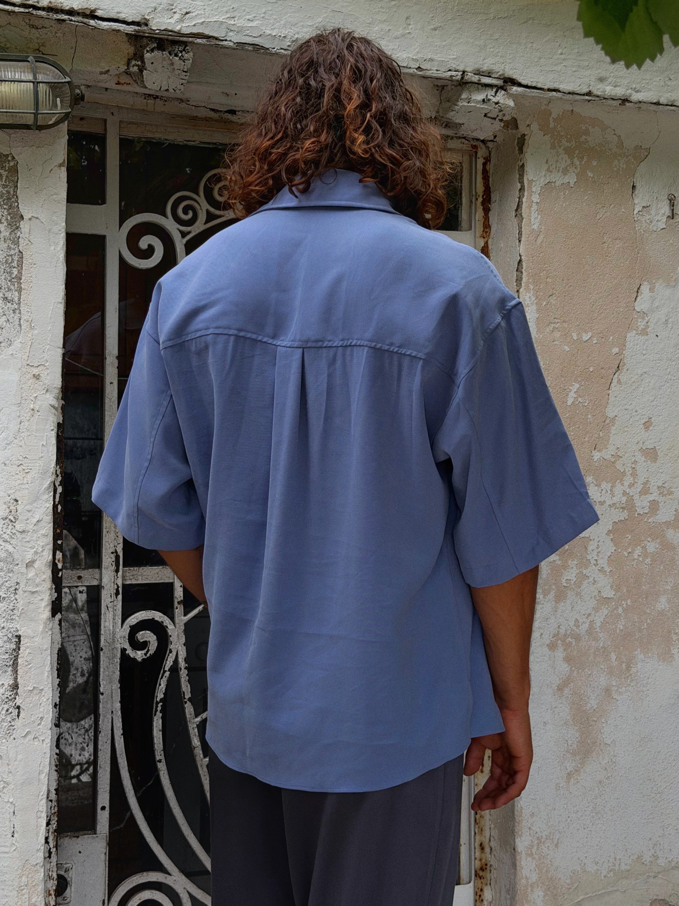DUSTY BLUE SHORT-SLEEVE SHIRT