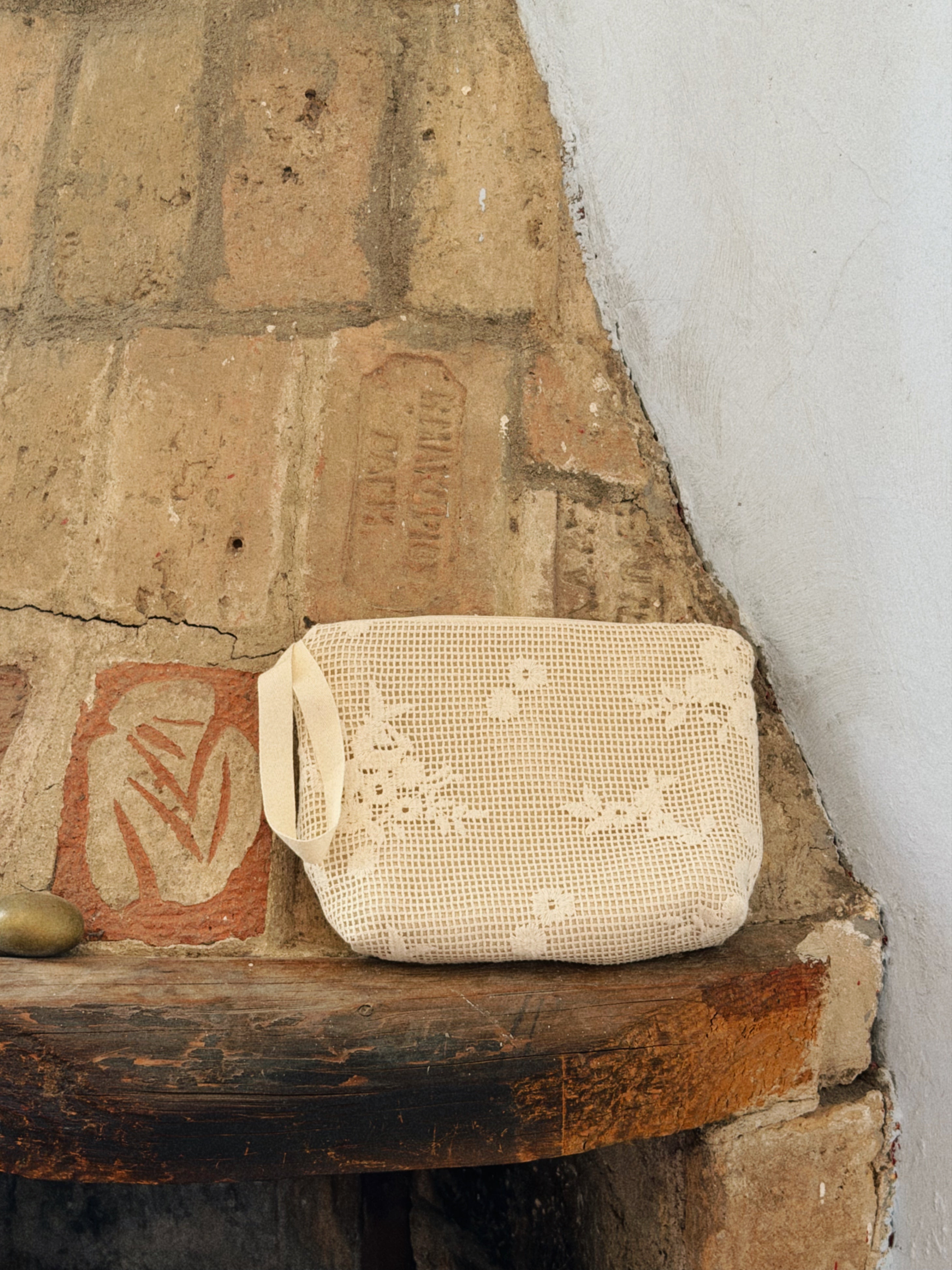 Mesh Zip Pouch Embroidered