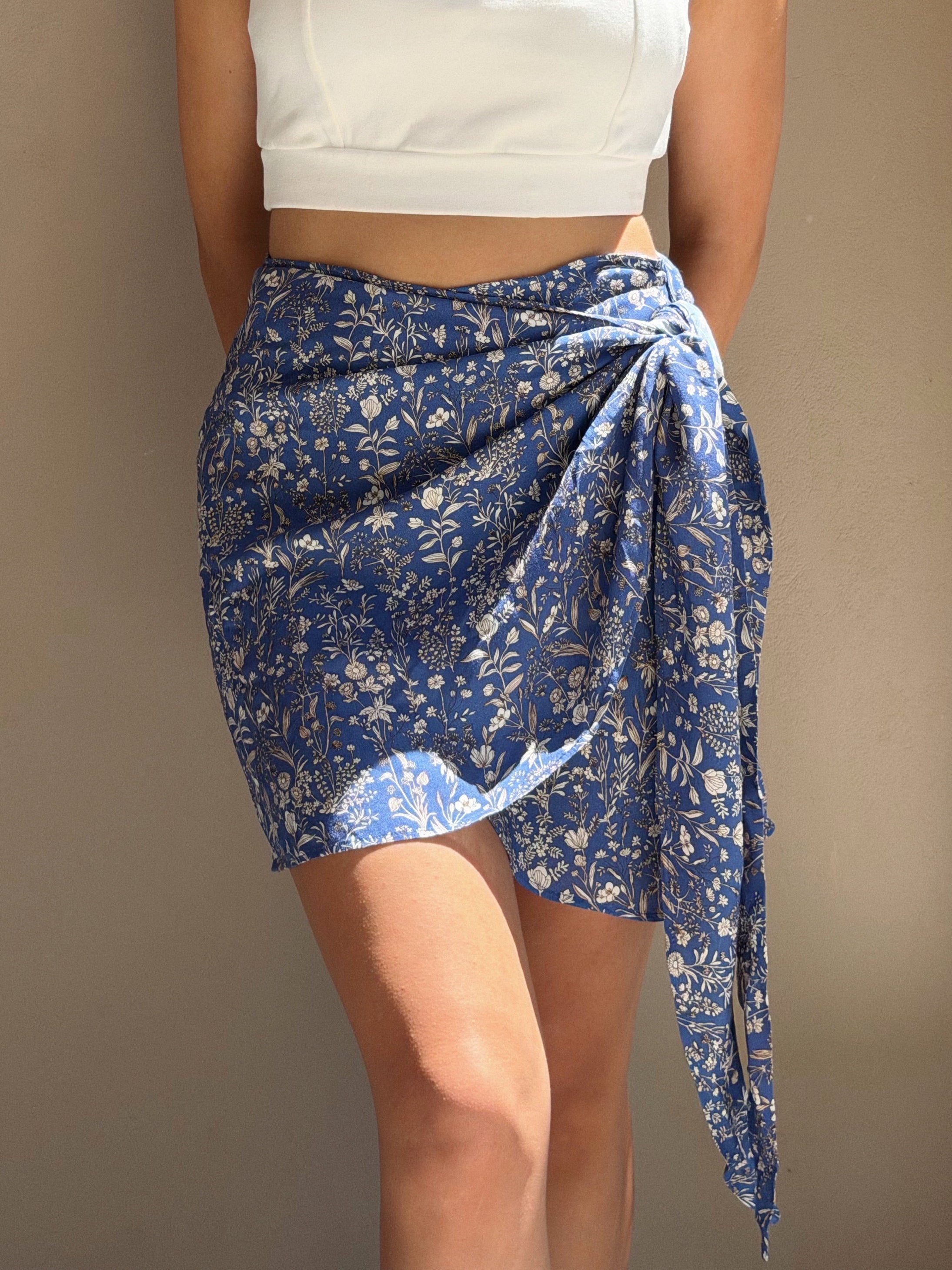 Knot Skirt Blue Floral